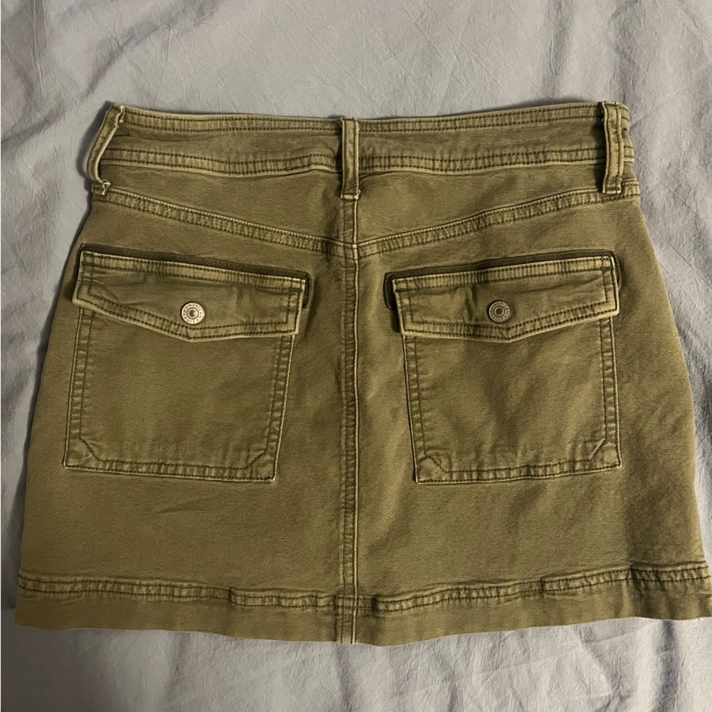 American Eagle Outfitters Khaki-Green Stretch Mini Skirt - Picture 2 of 5